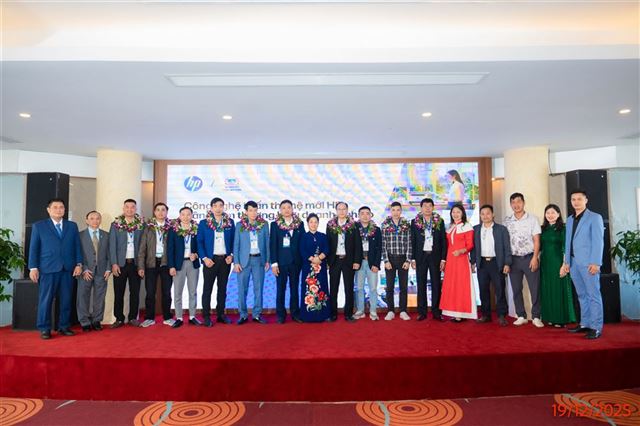 Những doanh nhân tiêu biểu – Tiên phong và dẫn dắt ngành máy văn phòng Việt Nam