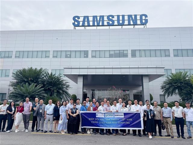 HIỆP HỘI MÁY VĂN PHÒNG VIÊT NAM THĂM QUAN NHÀ MÁY SAMSUNG - TẬP ĐOÀN CÔNG NGHỆ HÀNG ĐẦU THẾ GIỚI 