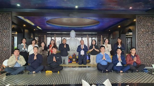 ✨ GIAO LƯU THƯỞNG TRÀ ĐẠO: TÌM VỀ SỰ BÌNH YÊN GIỮA LÒNG HÀ NỘI! ✨