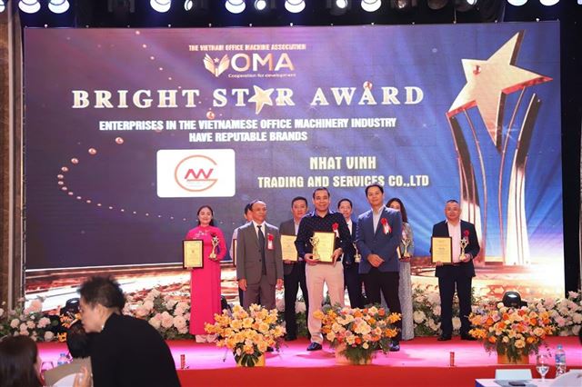 DOANH NGHIỆP SAO SÁNG 2024 - CÔNG TY TNHH TM VÀ DV NHẤT VINH THƯƠNG HIỆU UY TÍN – SẢN PHẨM CHẤT LƯỢNG – DỊCH VỤ TIN DÙNG