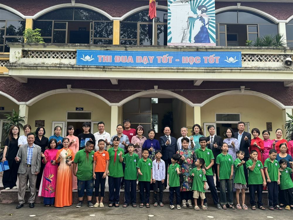 HDB Group tổ chức và tài trợ chính ĐỒNG HÀNH CÙNG BÉ TỚI TRƯỜNG với sự đồng hành của Hiệp hội máy văn phòng Việt Nam (VOMA) 